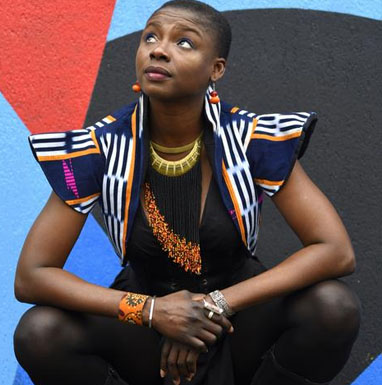 Nous avons la grande joie de vous annoncer que le Festival des Journées d'Afrique danses et rythmes du monde débutera la programmation de sa 27e édition, le 27 juillet 2023,  avec la grande artiste burkinabée, Kandy Guira.  Comme chanteuse, elle a accompagné les plus grands de la Musique Afro, et de la Sono mondiale de Manu Dibango à Oumou Sangaré puis aujourd’hui, les Amazones d’Afriques. Auteure-compositrice, productrice, Kandy Guira est aussi une femme engagée qui milite pour la cause des femmes, de l'avenir du continent africain et du soutien aux enfants malentendants. Elle pose une voix puissante sur des textes inspirés et tente d’apporter du réconfort et de l’espoir.